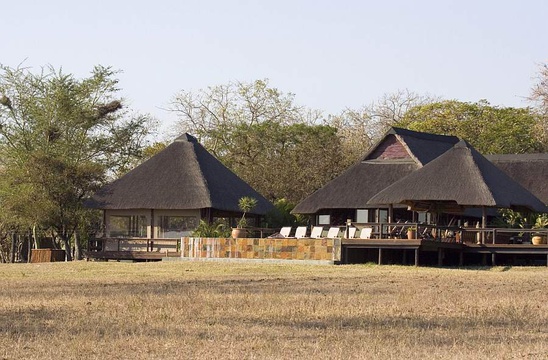 Nkorho Bush Lodge - pool and bar area. 