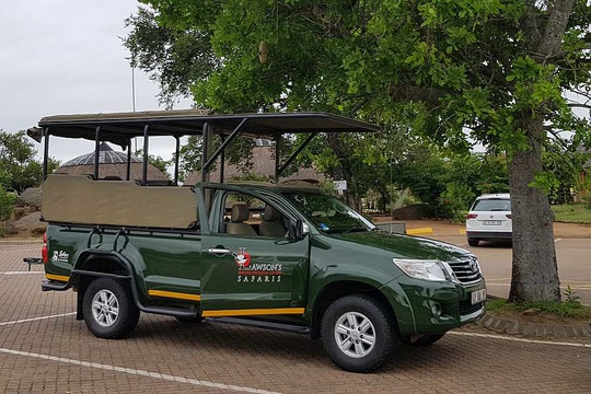 Our open-sided safari vehicle, ideal for your Kruger day trip experience! 