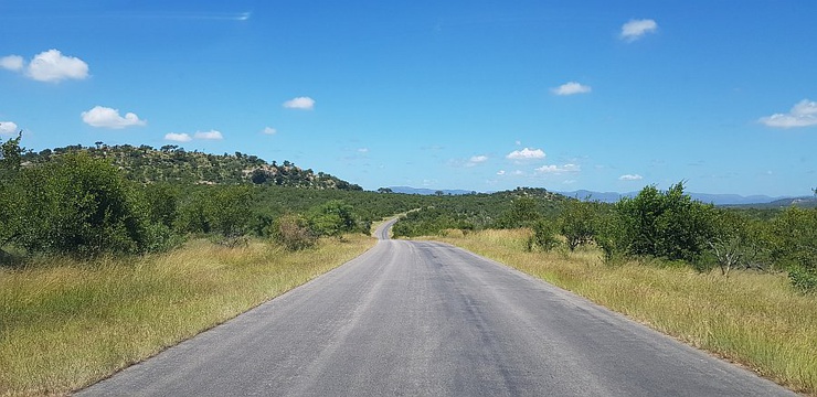 The H3 route on a Kruger day tour. 